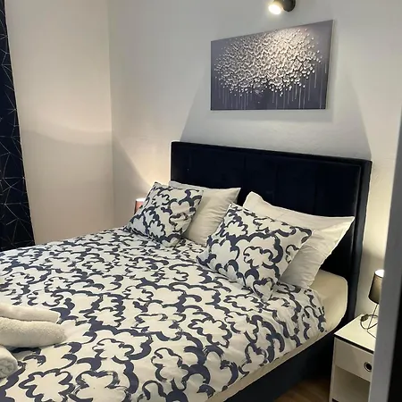 Attila Appartement *